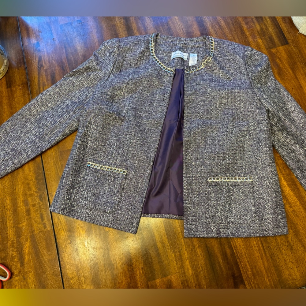 Alfred Dunner stunning purple print blazer silver shimmer detail 16P pockets